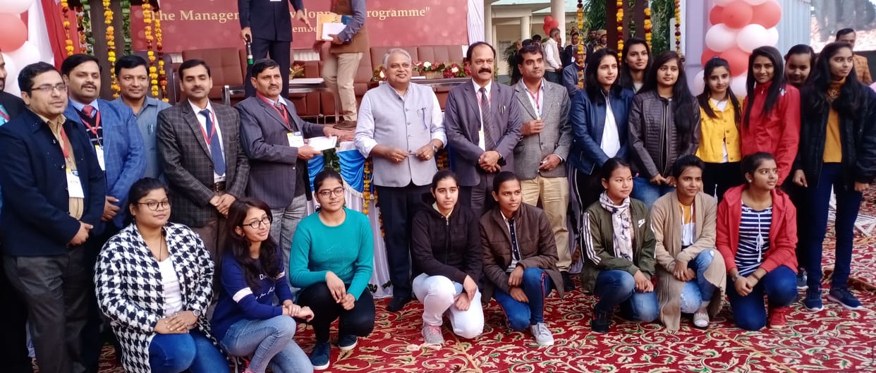 seminar,youth,amar ujala