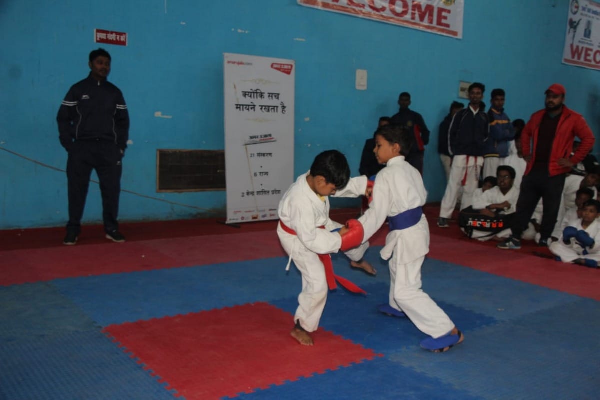 Amar Ujala Foundation Manav Academy of Martial Arts Joint aegis Karate Kumbh in varanasi