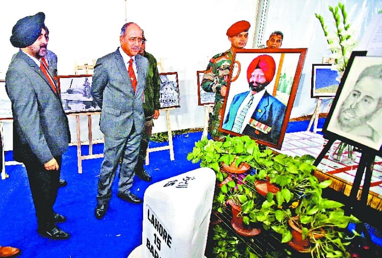 Unique Collection by Mechanical Engineer Narendra Pal Regarding Sikh History and Indian Army