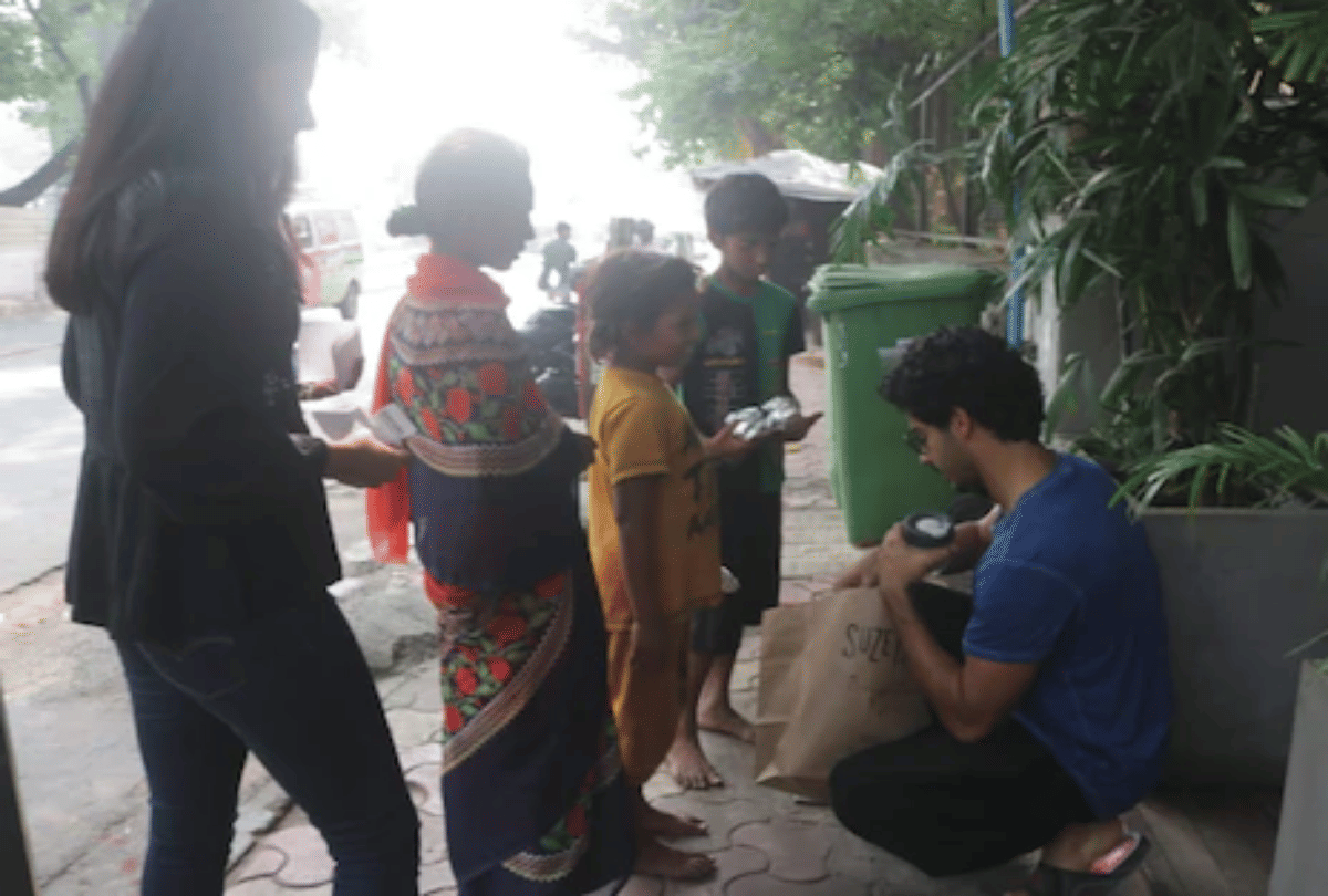 ishaan khatter distributed food poor people in mumbai here photos
