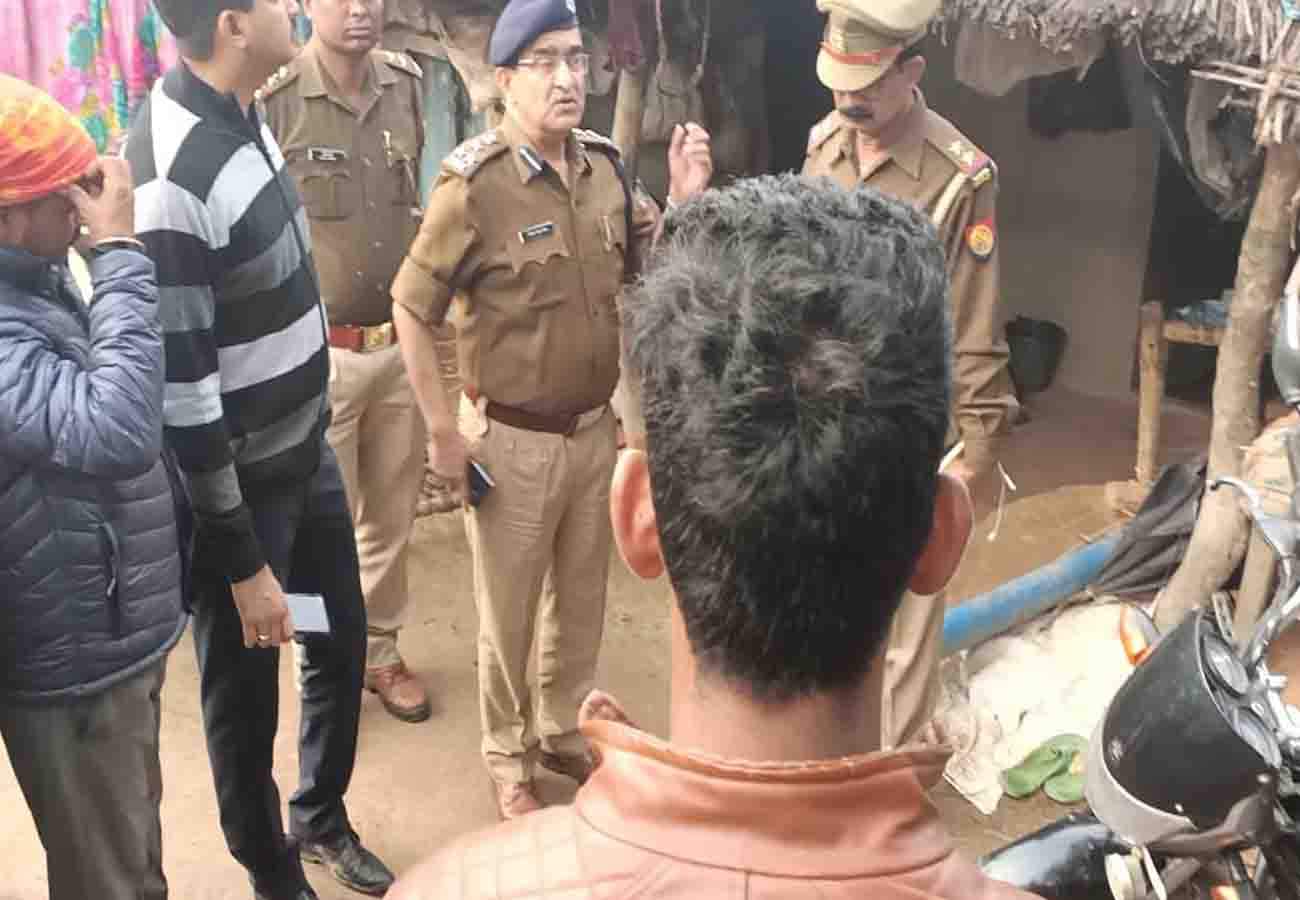 misdeed with girl and burnt alive in fatehpur