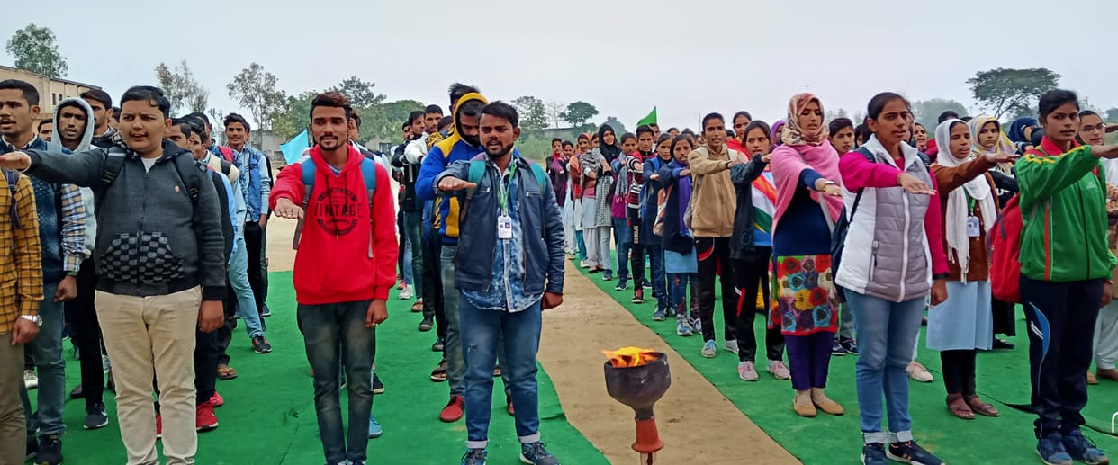 Sachin and Neha lead the race