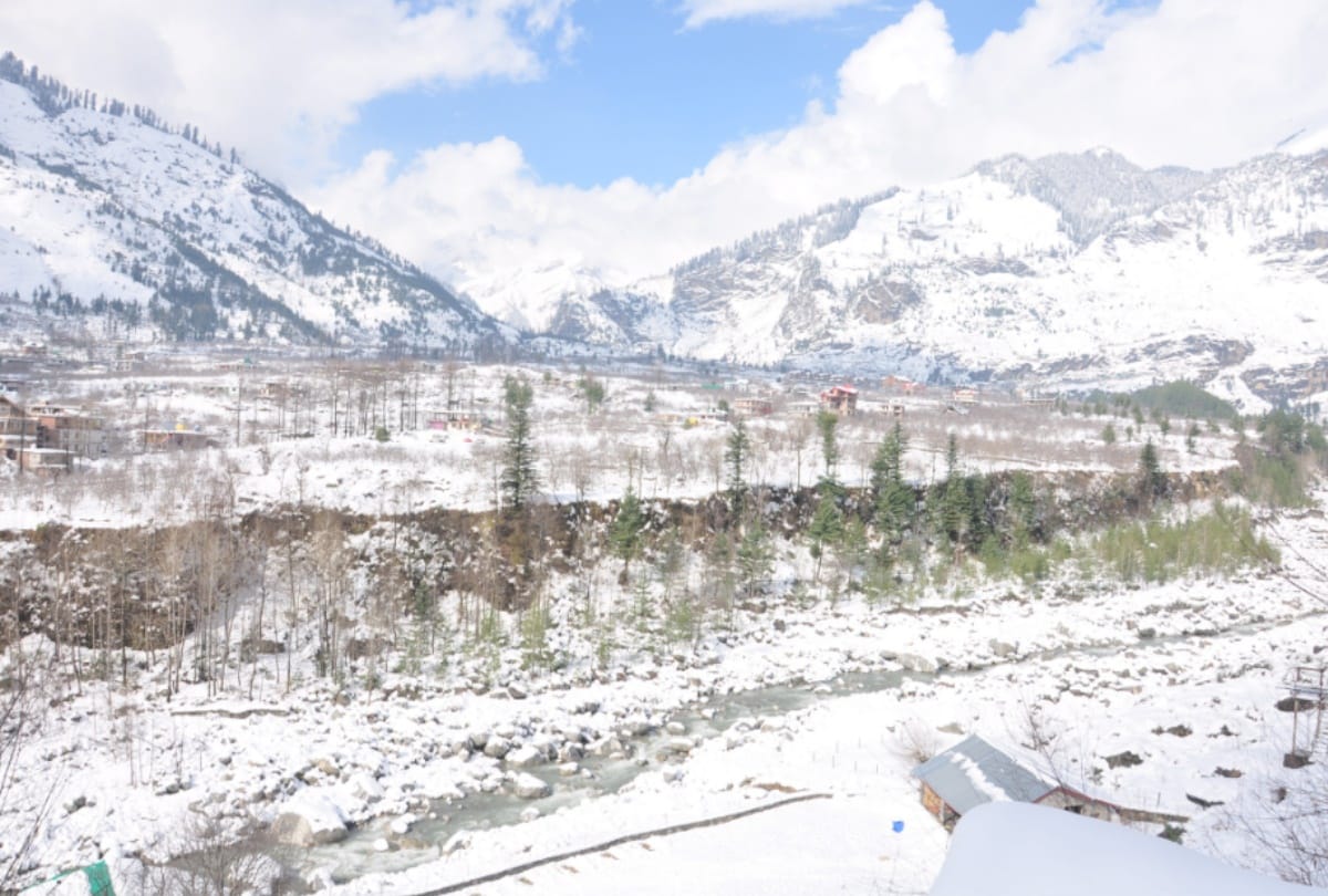 431 roads including six NH closed in himachal, 170 tourists rescued, see situation in pictures