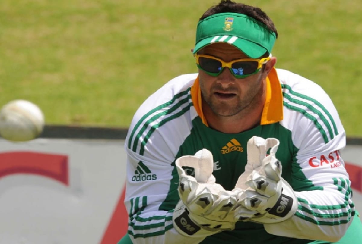 South Africa included 5 former cricketer in team management following kevin pietersen suggestion