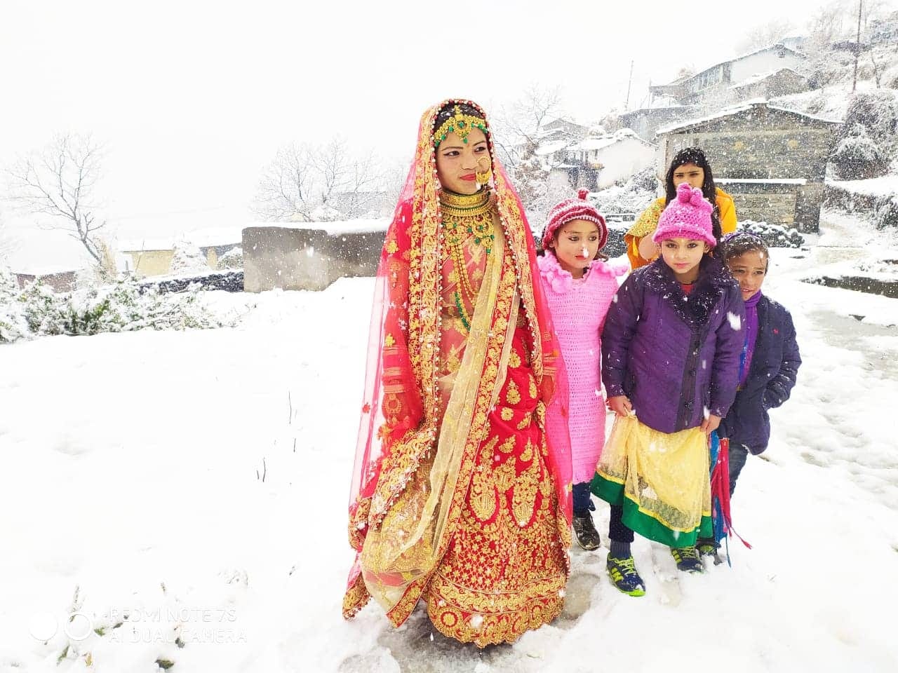heavy snowfall in Uttarakhand marriage celebration in hilly area