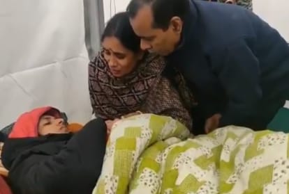 Nirbhaya mother father meet swati maliwal on 11th day hunger strike say indian daughters need you
