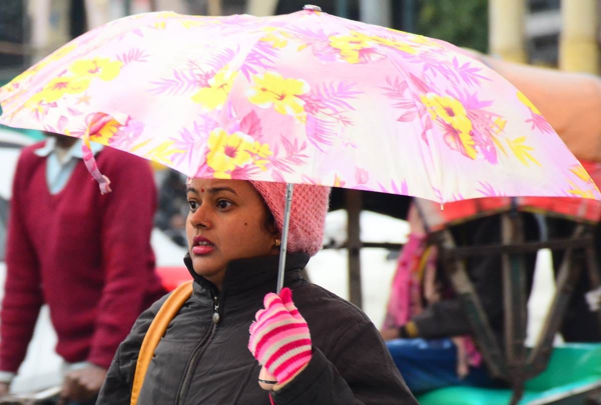 weather changed due to rain and hail in lucknow