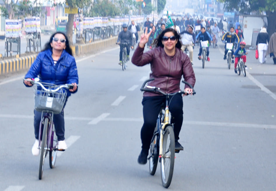 Bicycle rally organized to become healthy and save environment