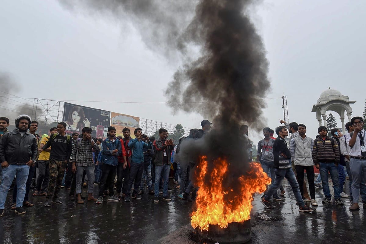 Citizenship north east people are protesting against it, sonowal ravishankar appeal to protestors
