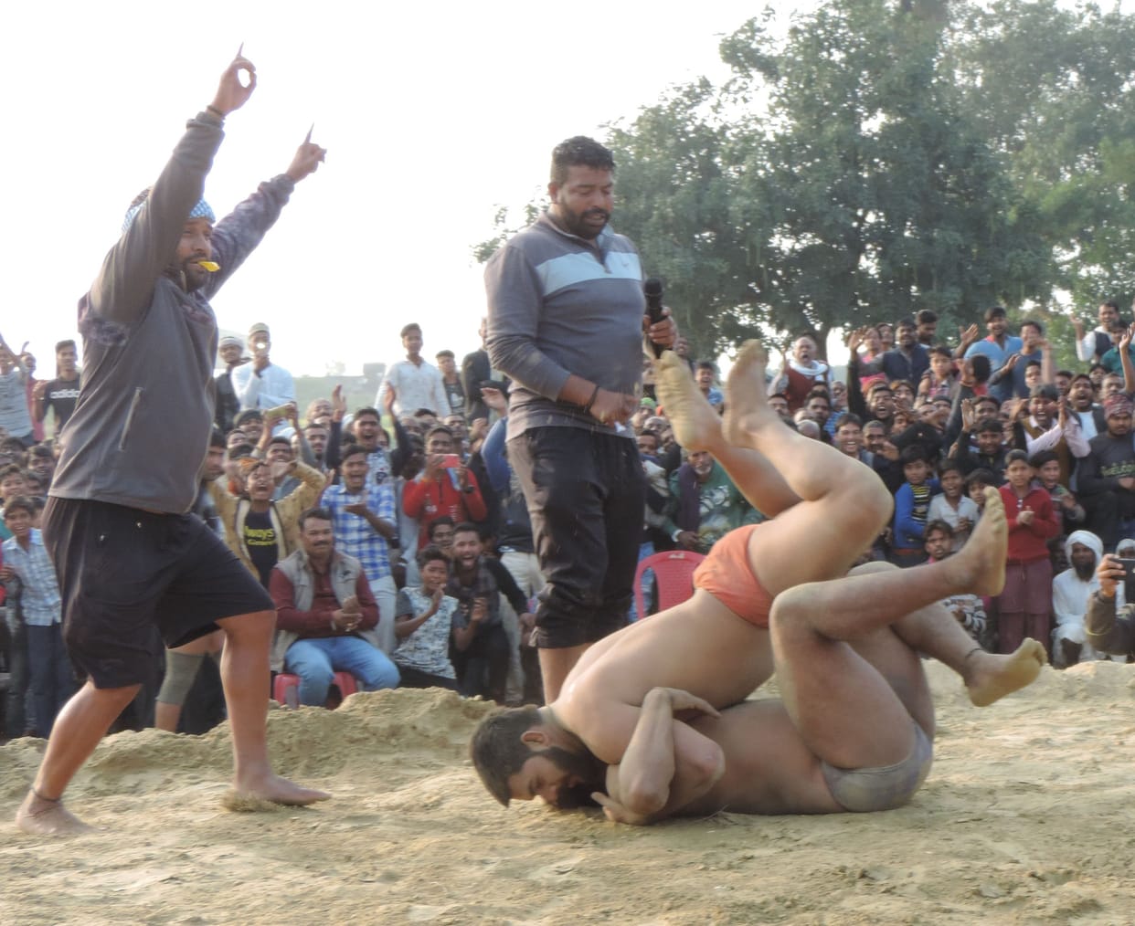 ayodhya ke ravishankar ne raajasthaan ke vishaal ko pataka