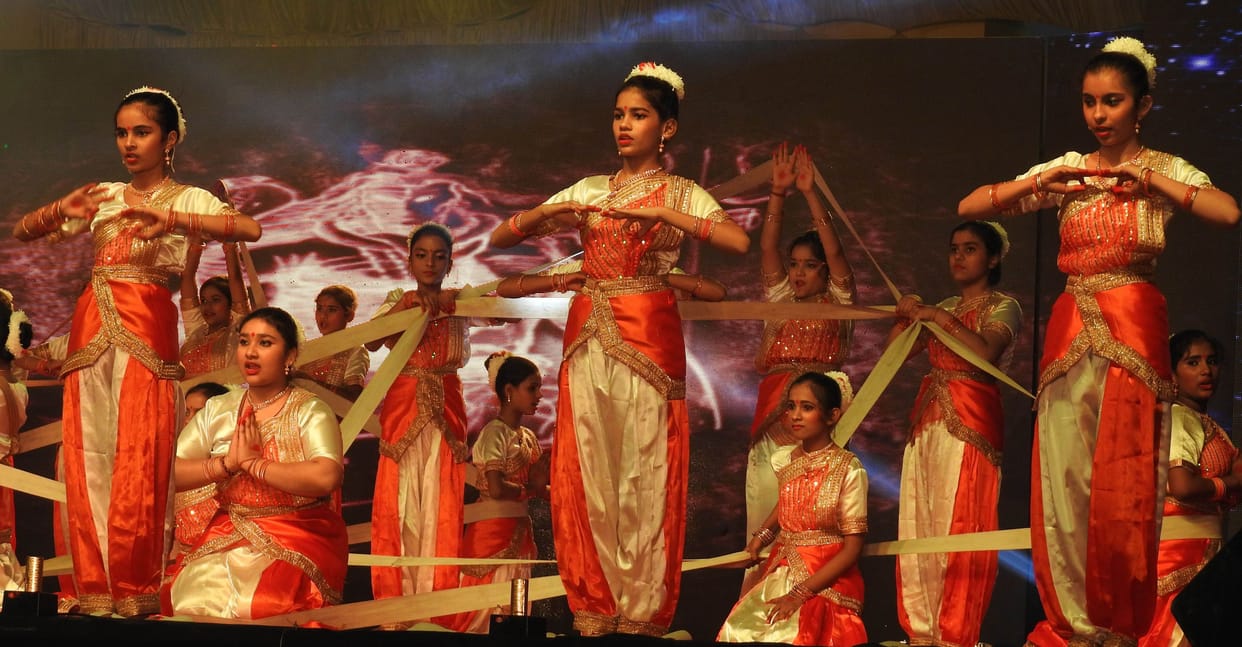 shiv vandana mein dikhaee nataraaj kee anoothee jhalak