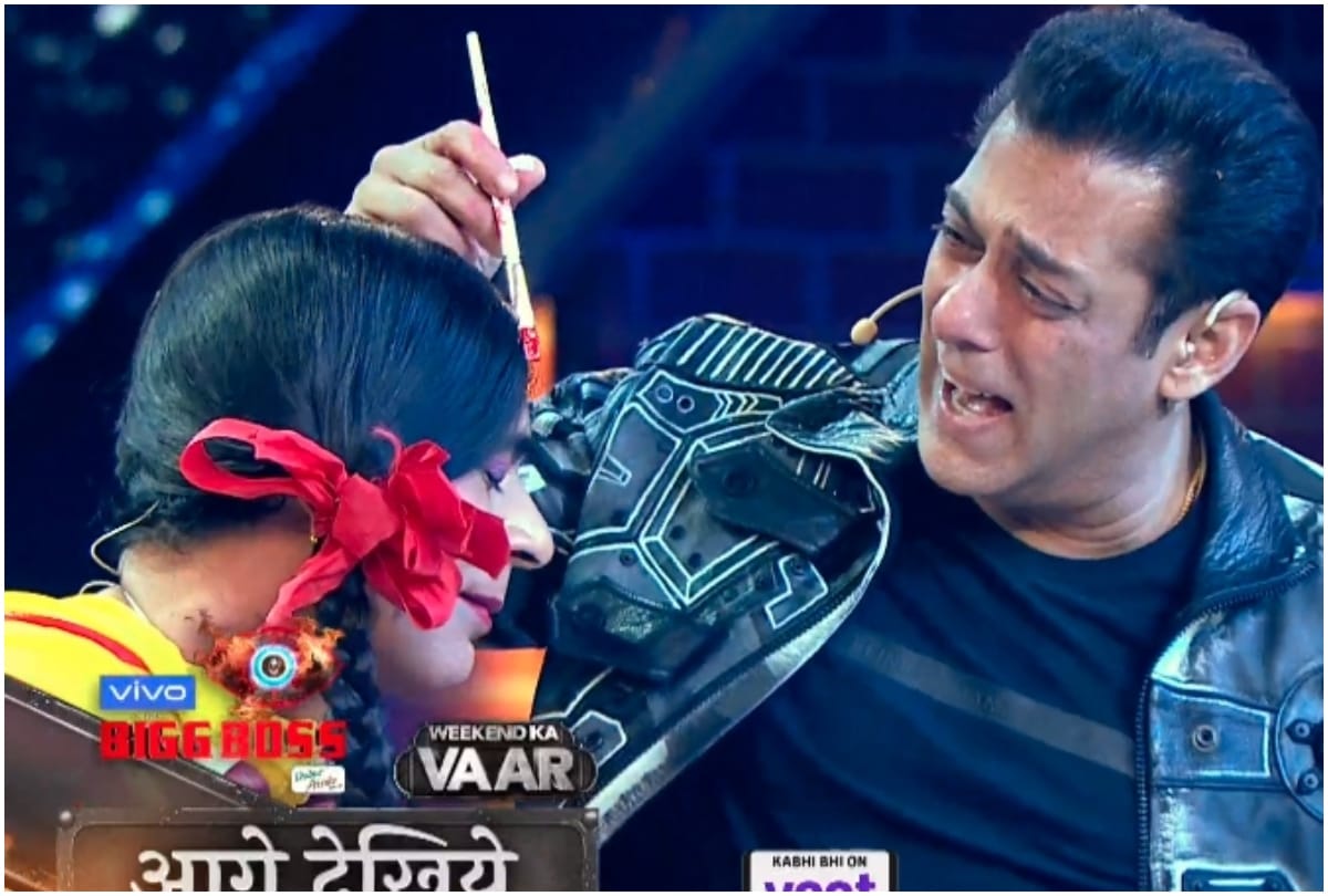 Salman Khan tie the knot with Gutthi aka Sunil Grover in Bigg Boss 13