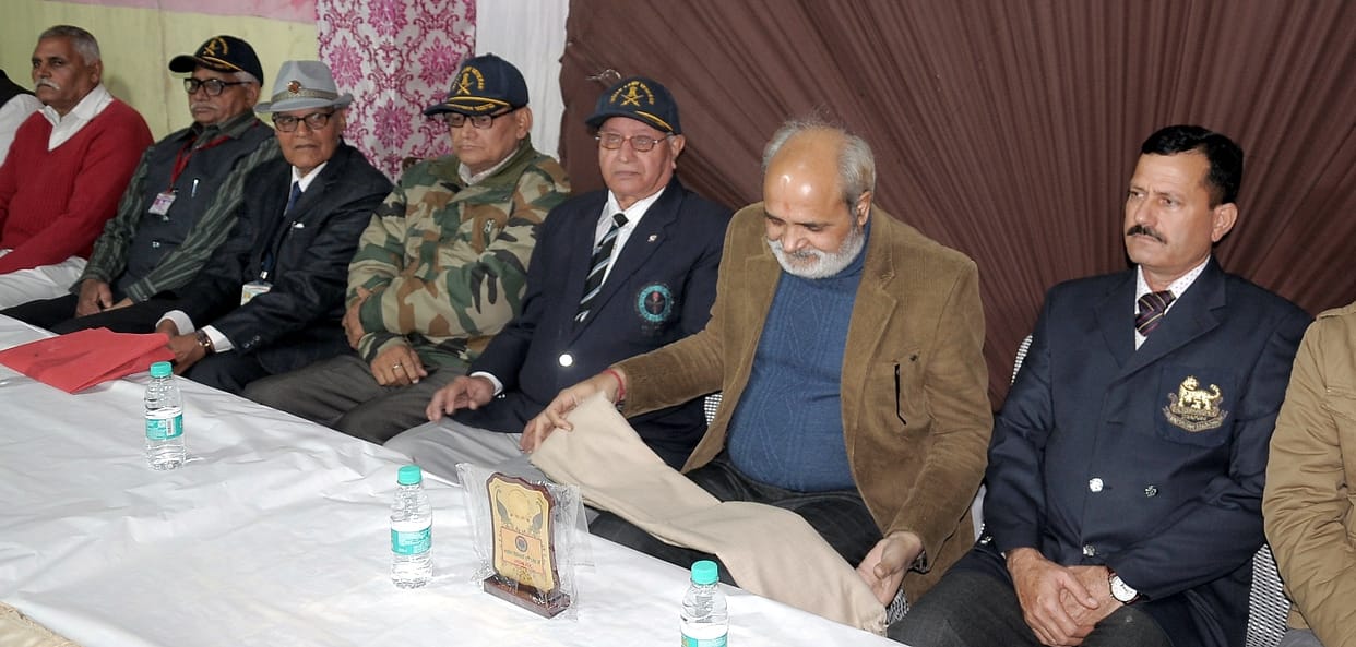 Ex-servicemen organization honors families of 30 martyred soldiers on Victory Day