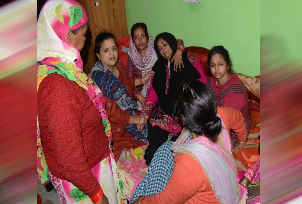 Round Firing on Property Dealer till last breath in haldwani Photos