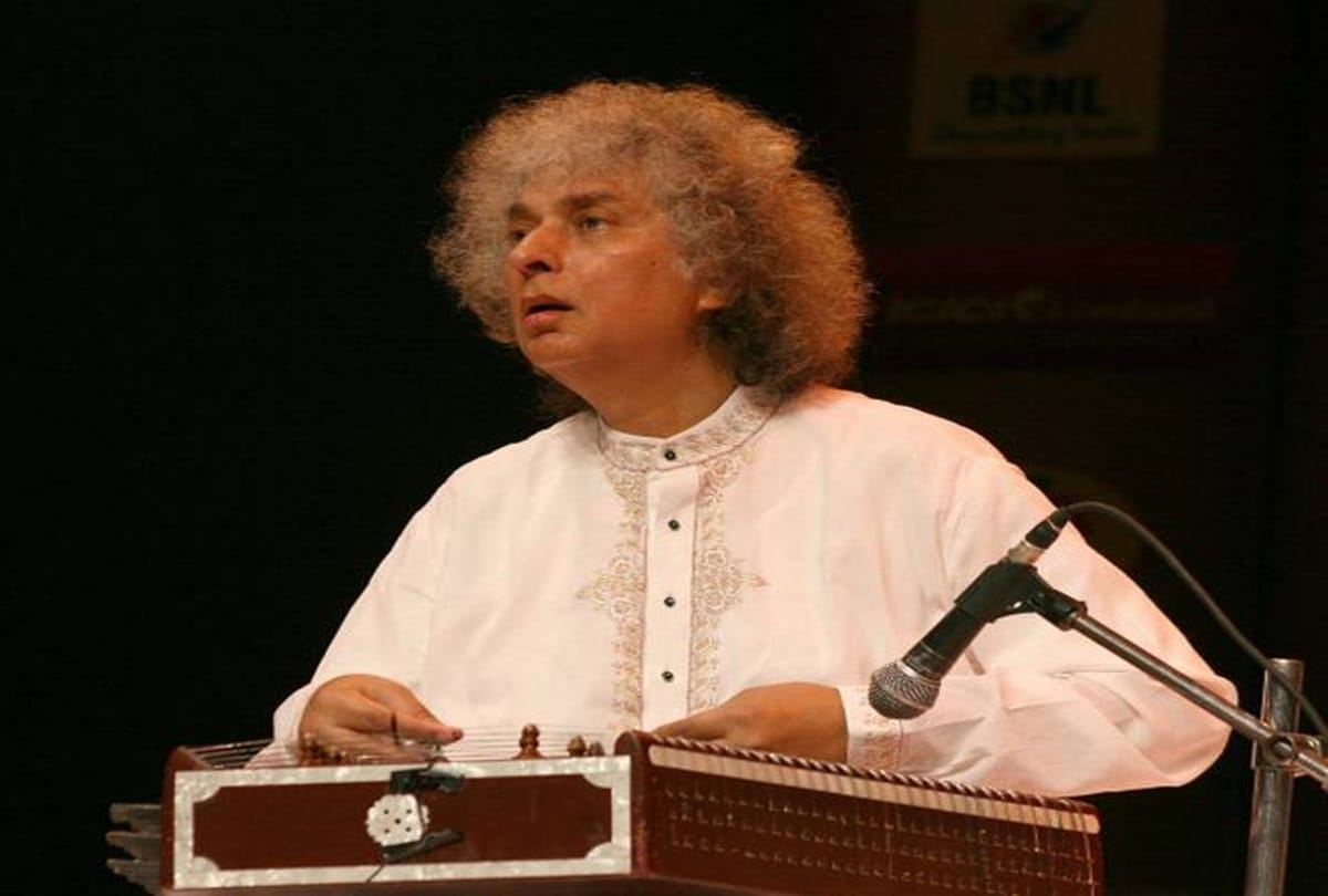 Renowned santoor player Pandit Shiv Kumar Sharma born in jammu gave Santoor a special recognition in world