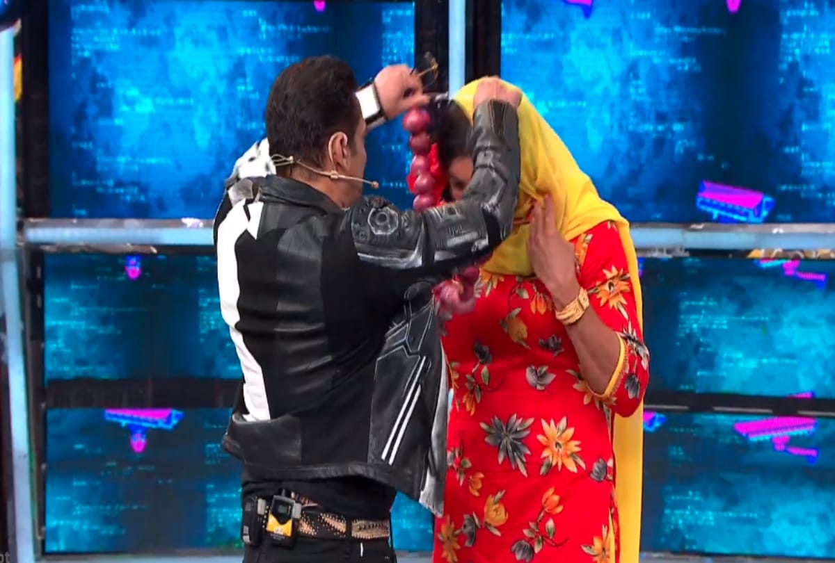 Salman Khan tie the knot with Gutthi aka Sunil Grover in Bigg Boss 13
