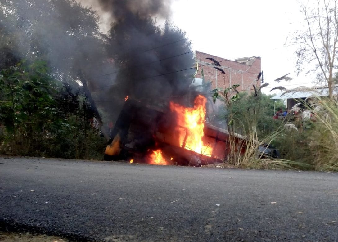 Youth dies in road accident, mob burnt school bus