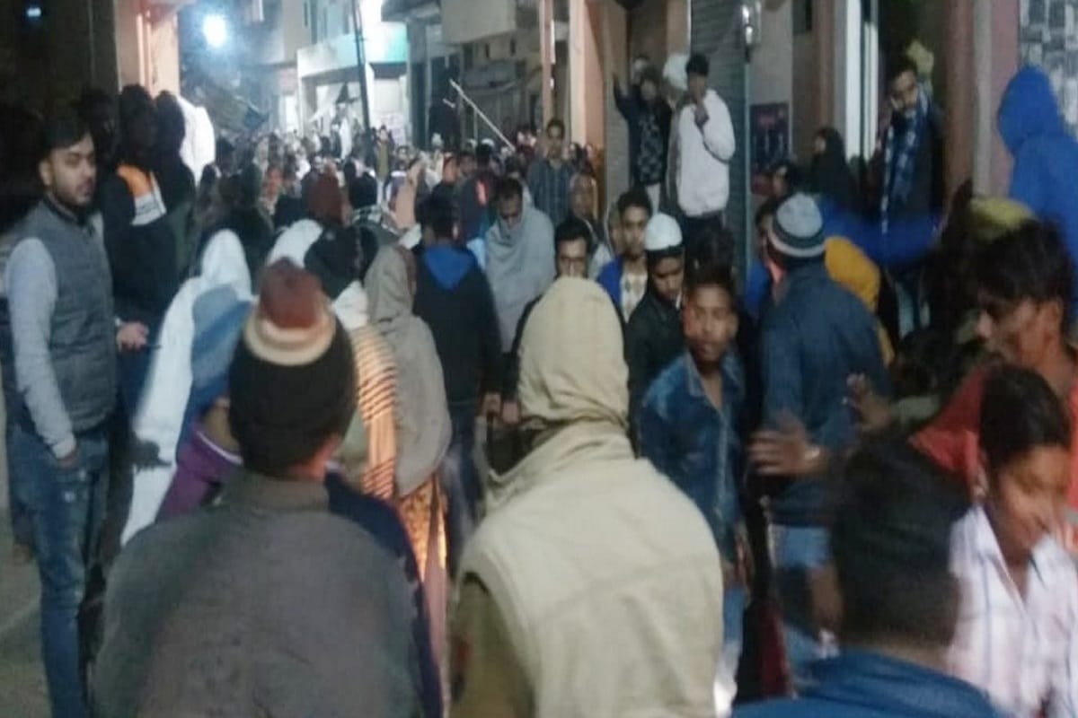 Six peoples injured including a couple in gas cylinder blast at Baghpat district