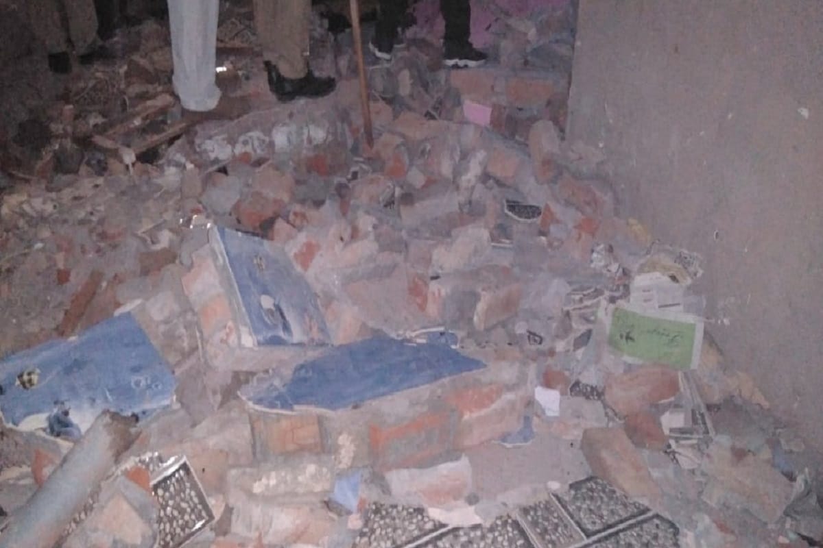 Six peoples injured including a couple in gas cylinder blast at Baghpat district