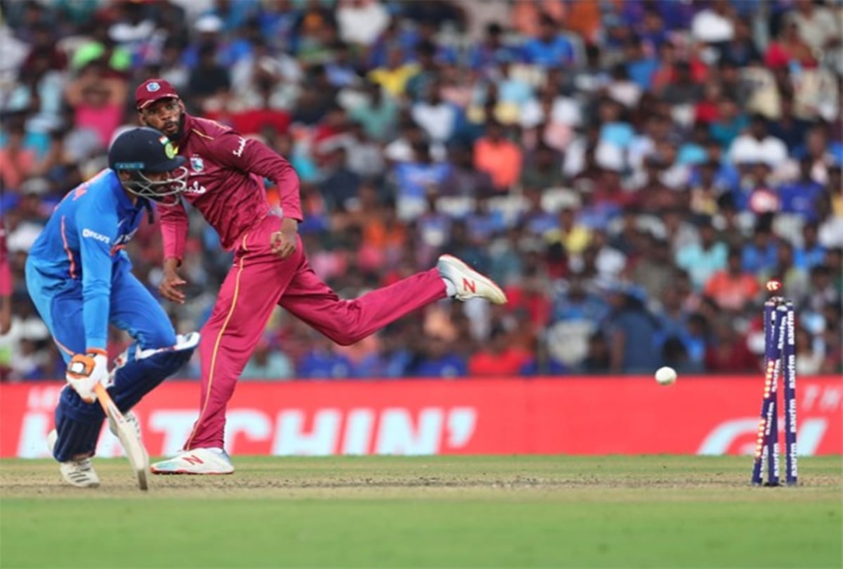 Third umpire prompted review in controversial Ravindra Jadeja run out controversy