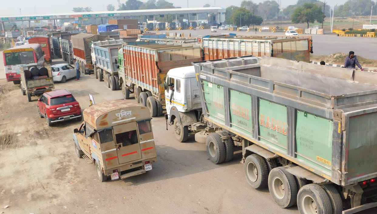 kanpur dehat toll plaza