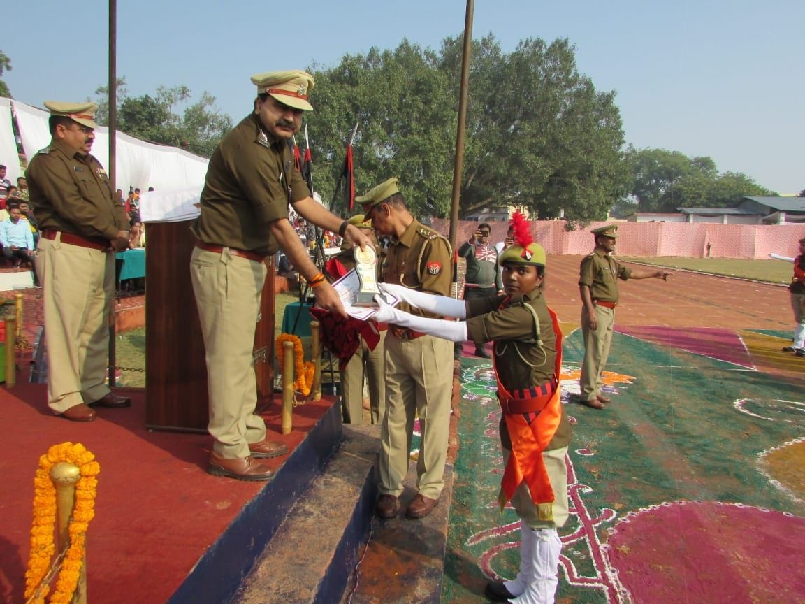 289 female recruits became constables
