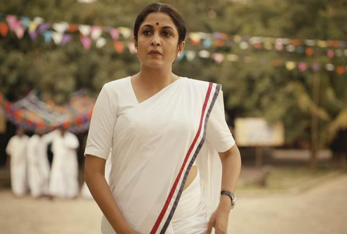 queen web series review ramya krishnan played main lead