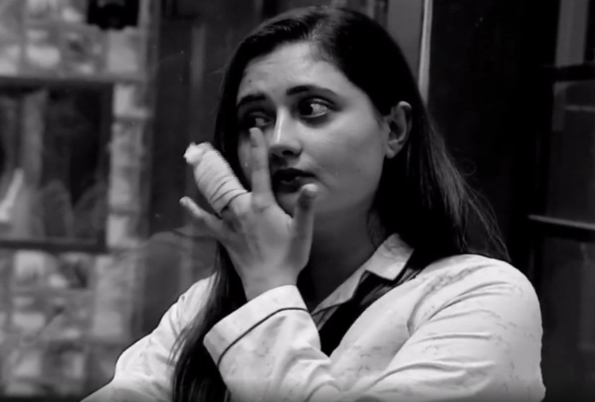 Bigg Boss 13 Rashami Desai get emotional after weekend ka vaar with salman khan