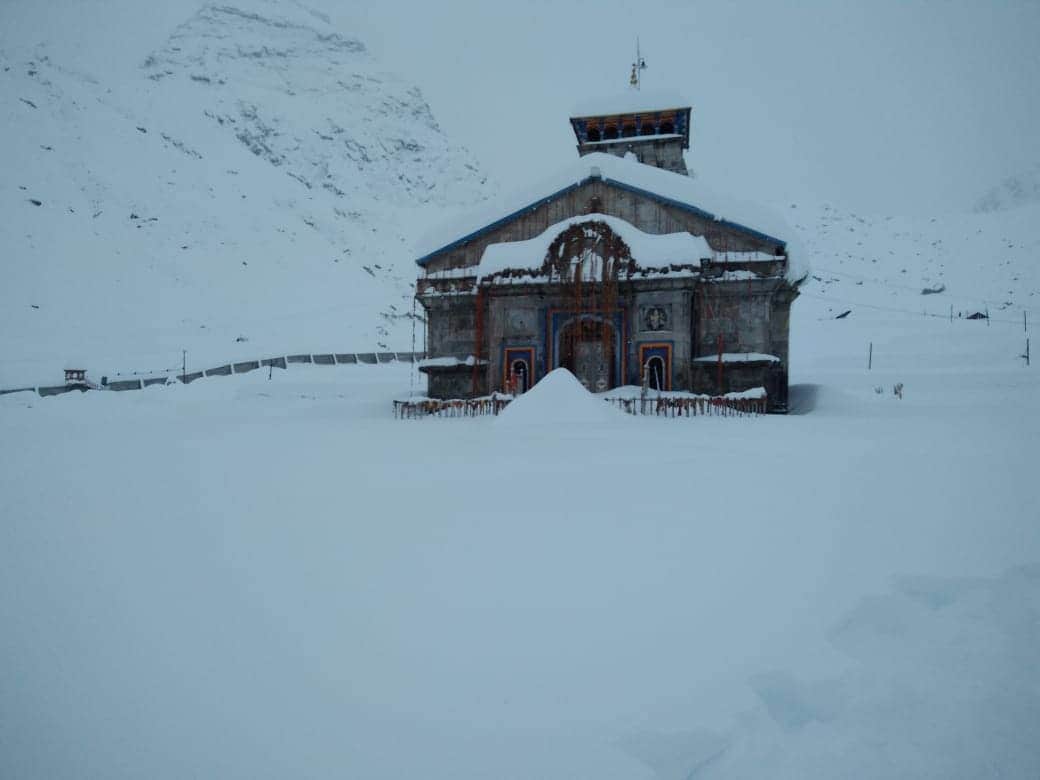 kedarnath and badrinath dham snowfall exclusive pictures