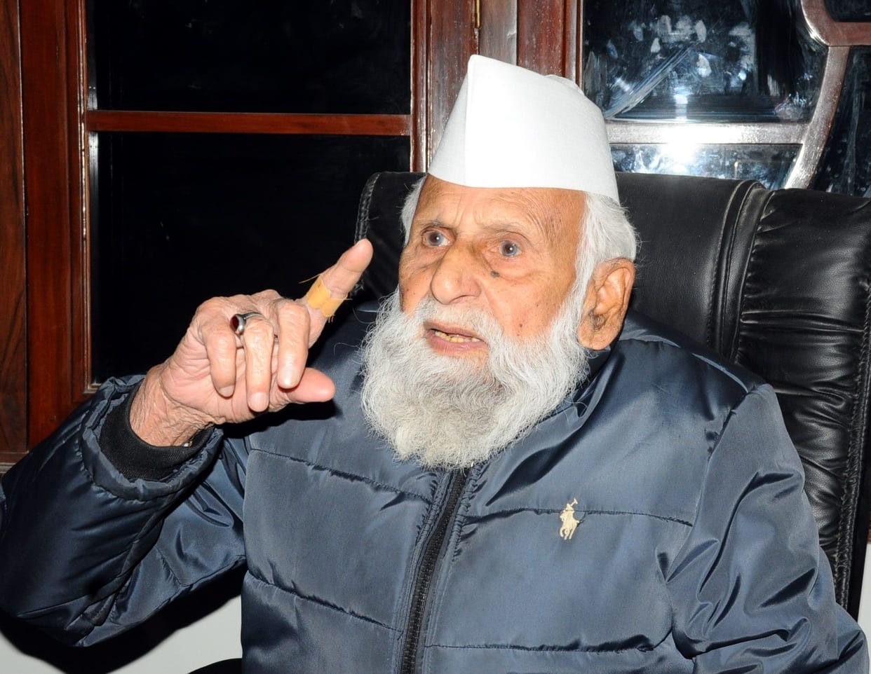 mp of sambhal dr bark speak on cab