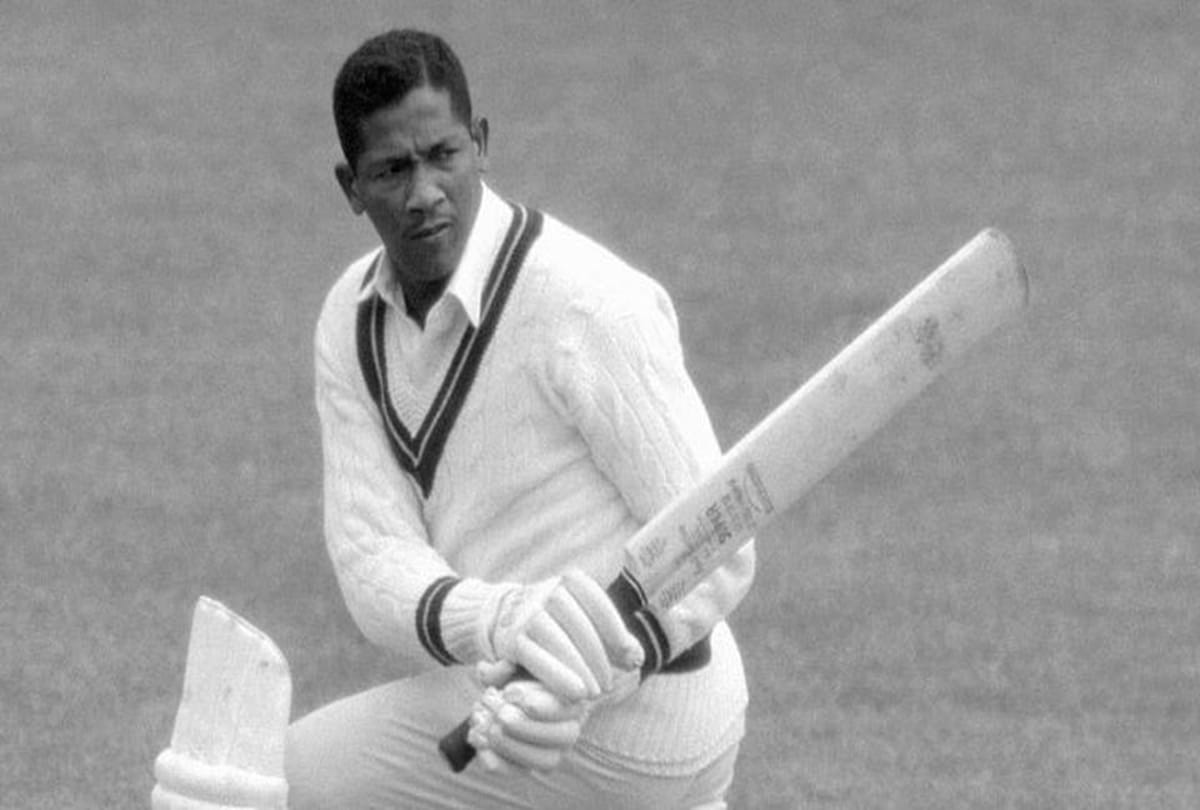 West Indies players wears black armbands in memory of Basil Butcher in Vizag ODI