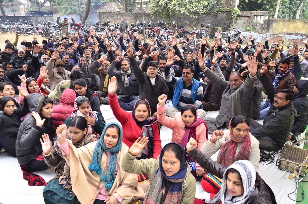 Lekhpal insists on protesting demands