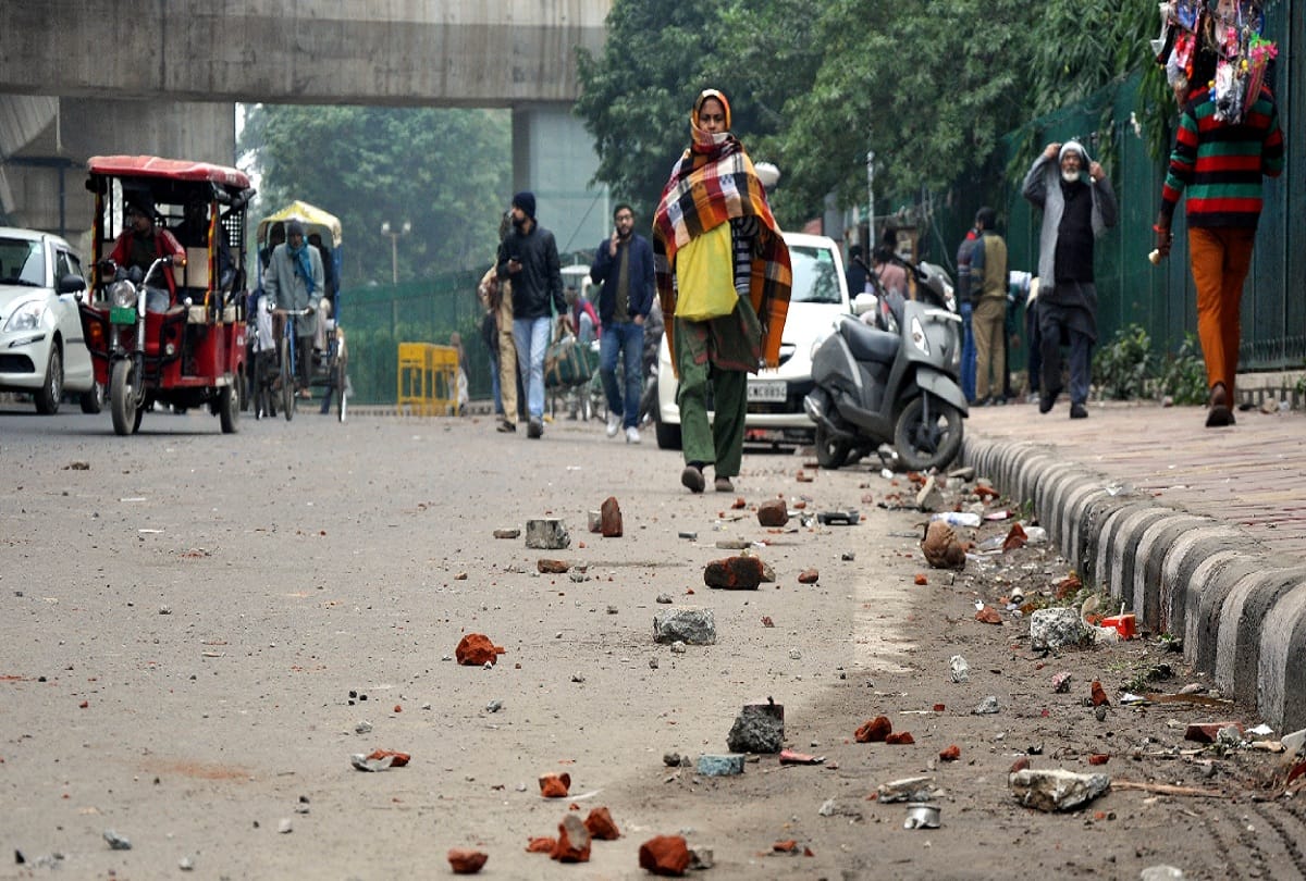 After violence Jamia people have started shifting to other places