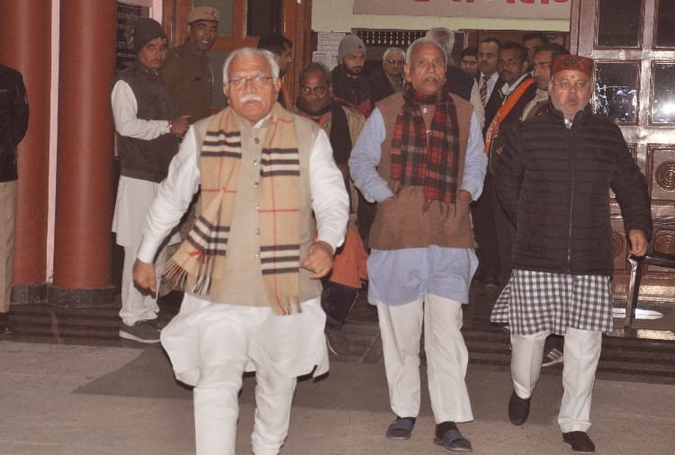 Haryana CM Manohar lal meet RSS chief Mohan Bhagwat