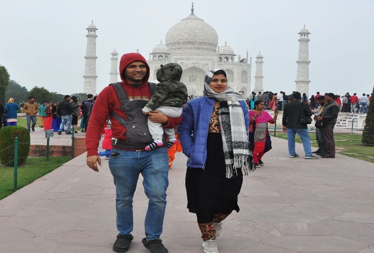 Tourist on Tajmahal Decrease After Violence in Up