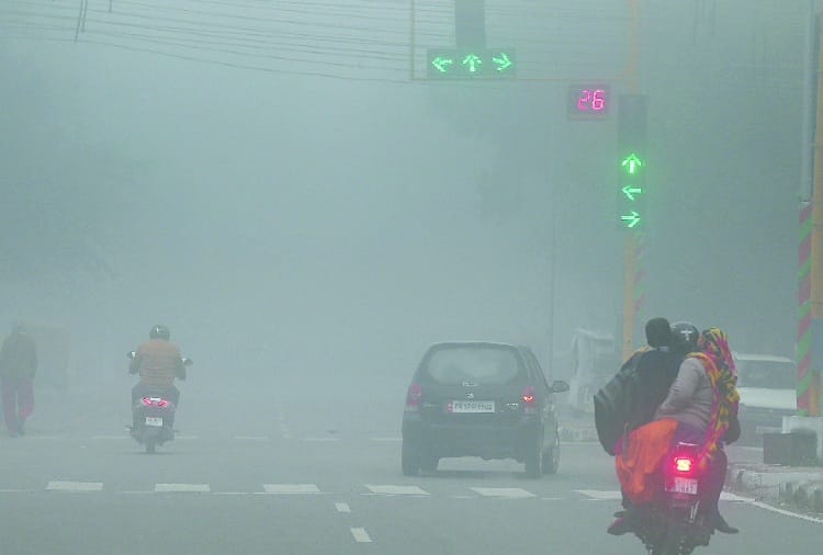 Dense fogg in chandigarh, panchkula, mohali in december month, winter season