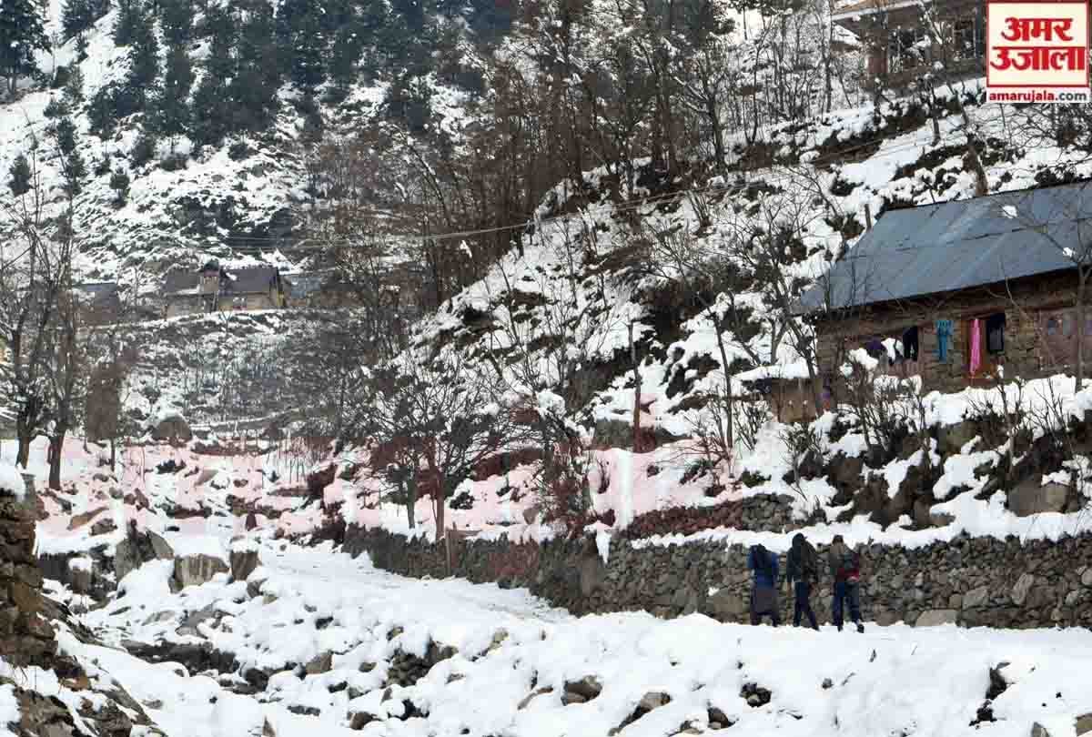 Jammu Kashmir after Heavy rain and snowfall, highway Closed For Traffic Due To Snowfall