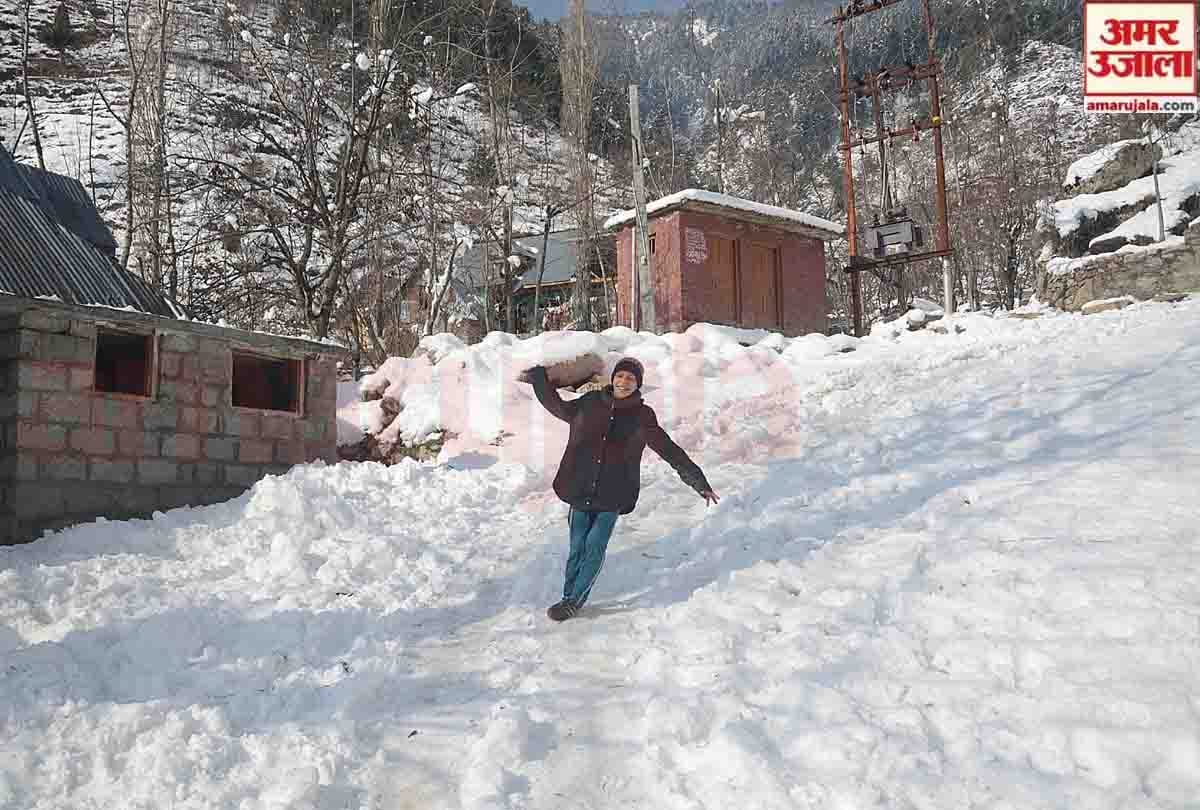 Today, rain and snowfall in Jammu and Kashmir, traffic on Srinagar-Leh highway could not be restored