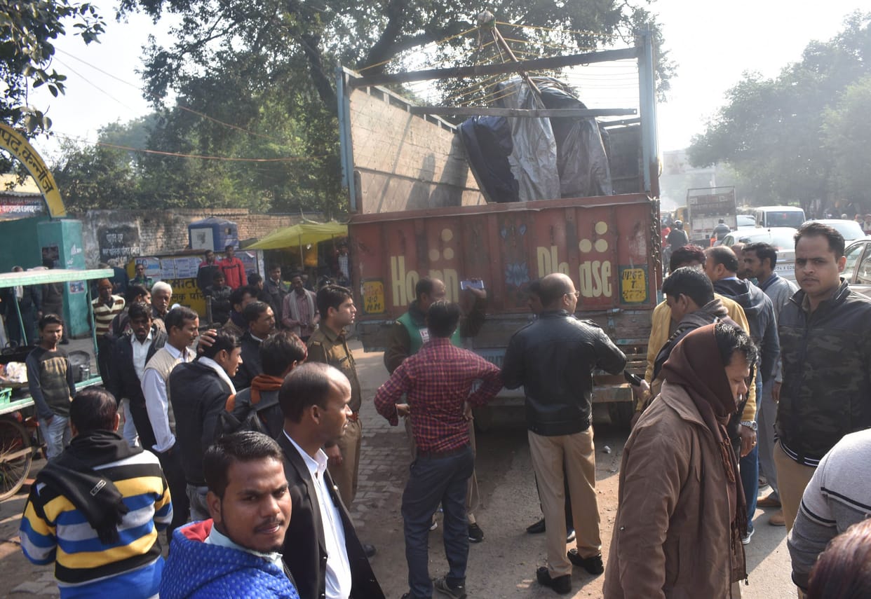Arunachal liquor recovered from unclaimed truck