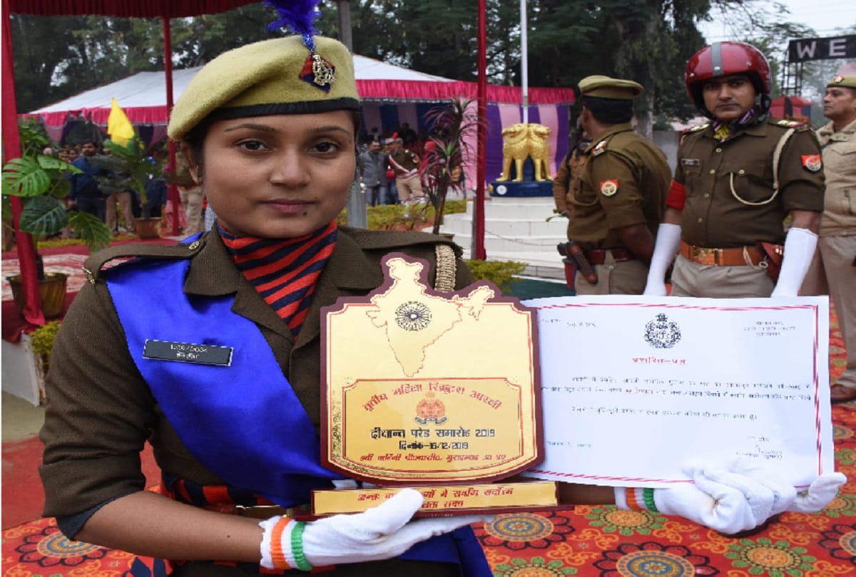 Farmer's two daughters and sons become police together