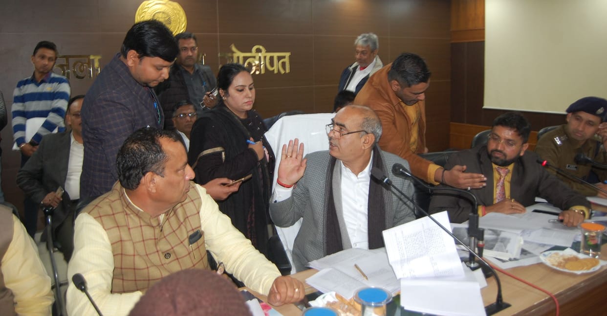 charges on officers in front of minister