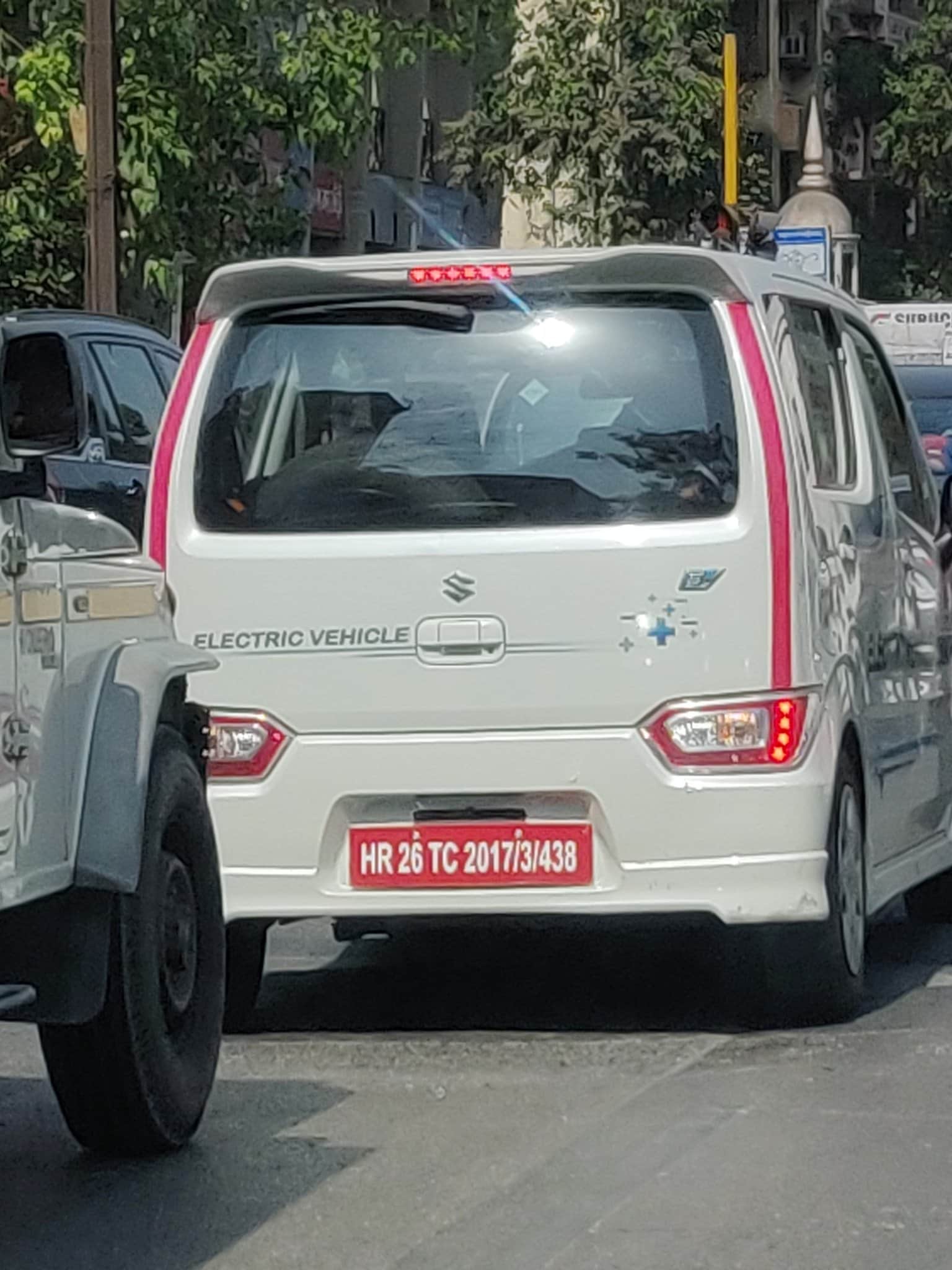 maruti wagonr electric car spotted in india revealing most of the design details expected price and features battery driving range of maruti suzuki wagon r ev electric vehicles in india