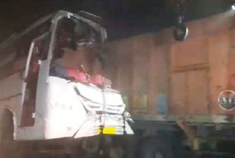 20 people injured and one dead in road accident at Batala