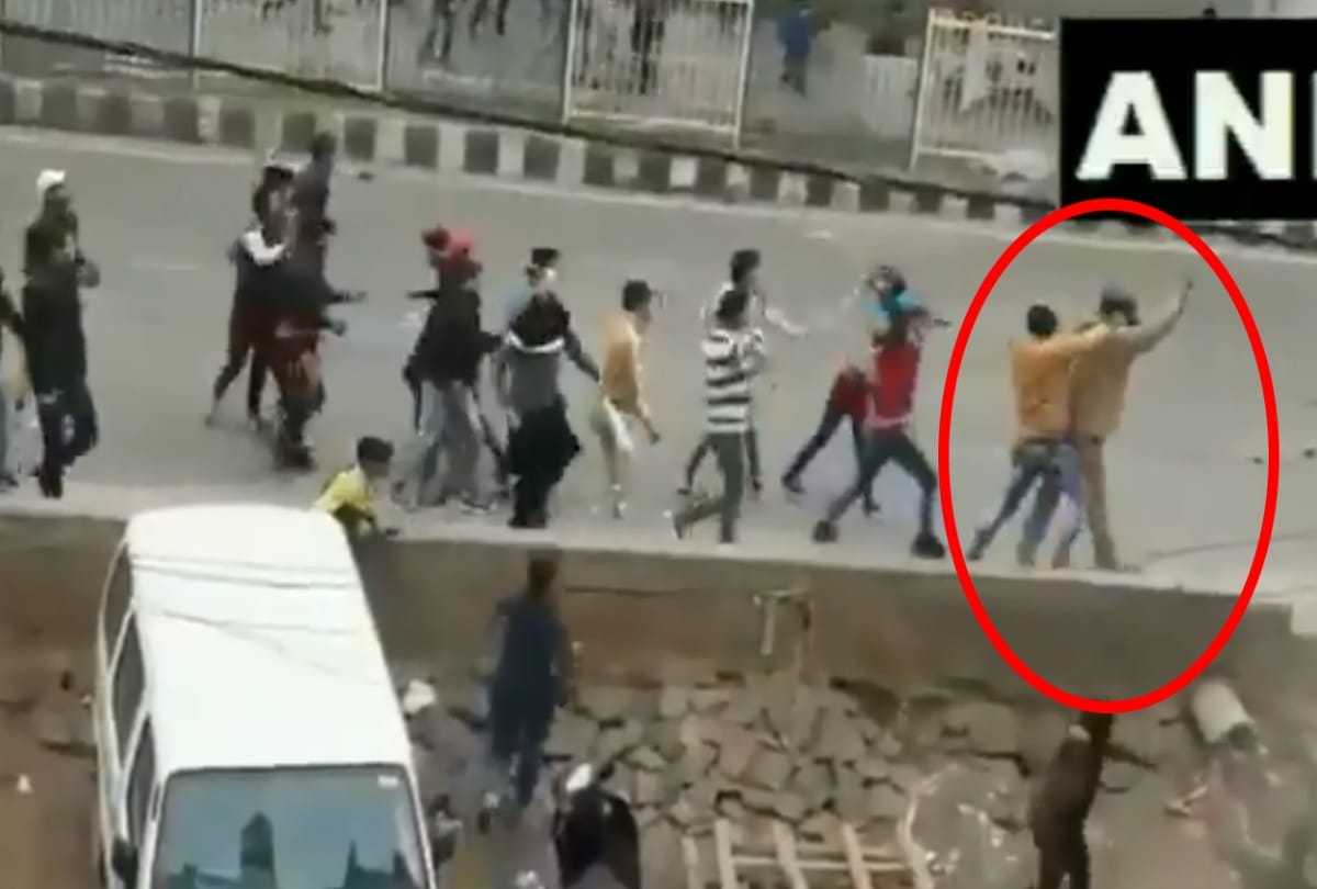 18 people including 11 policemen injured in Seelampur nuisance five in custody