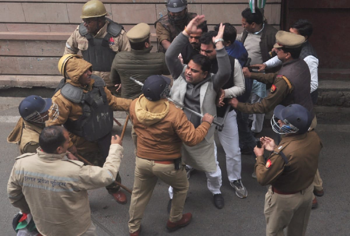 Shivpal Yadav Pragatisheel Samajwadi Party workers protest over CAA in Lucknow, UP