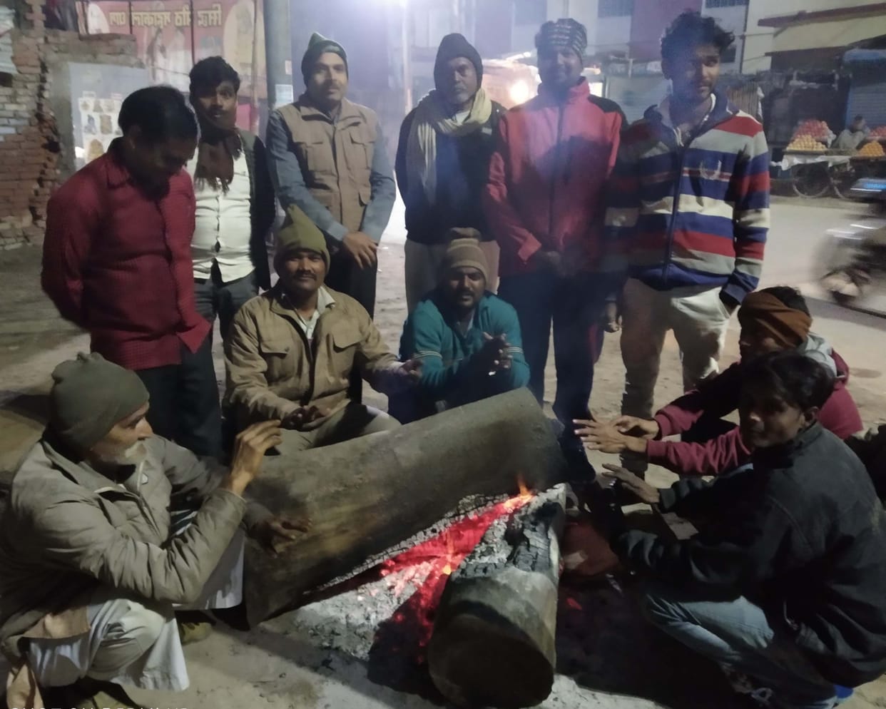 Pratapgarh: Sitem collapsing cold