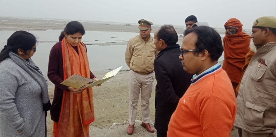 the officers inspection in hastinapur area for ganga yatra