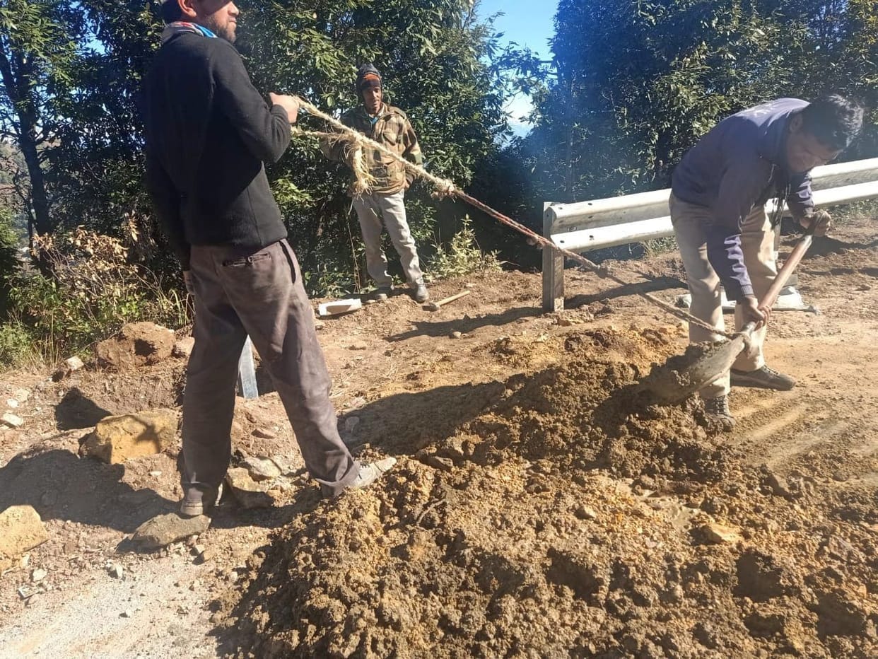 Mud cast instead of sand, cement too low