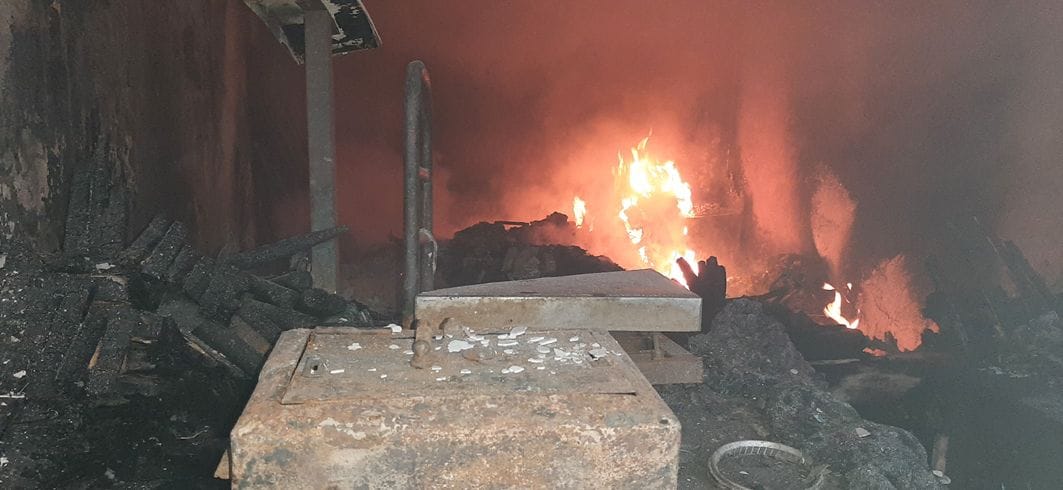hardware store burns everything due to fire