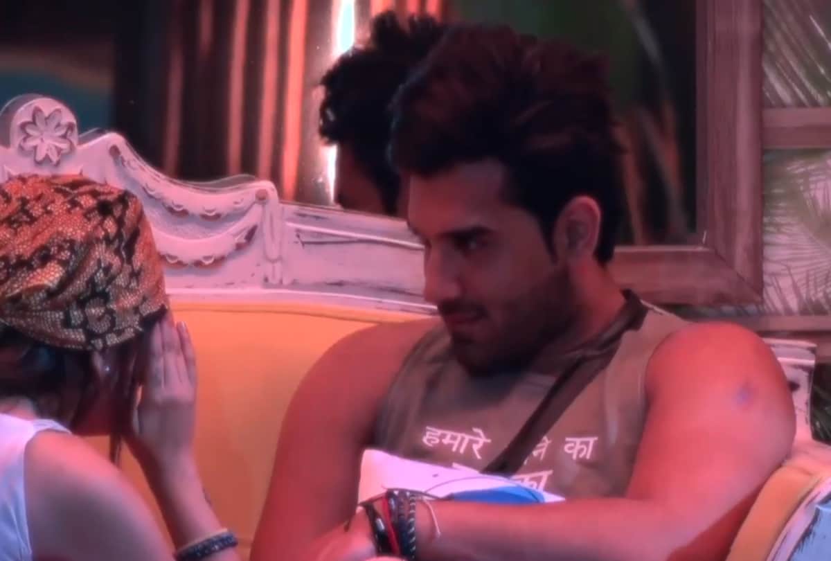 bigg boss 13 paras chhabra and mahira sharma love story start his girlfriend akanksha puri reacts